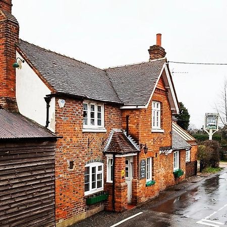 Hotel The Six Bells Beenham Exteriér fotografie