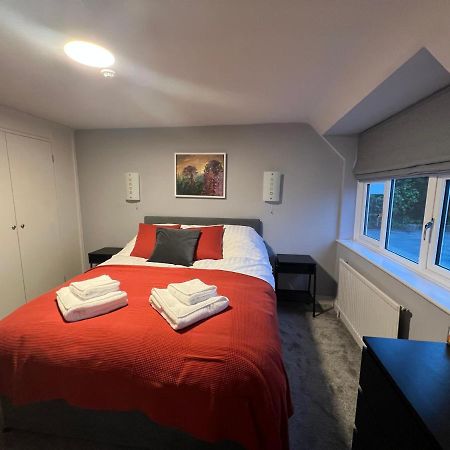 Hotel The Six Bells Beenham Exteriér fotografie