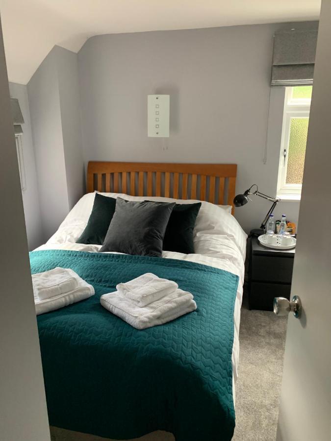 Hotel The Six Bells Beenham Exteriér fotografie
